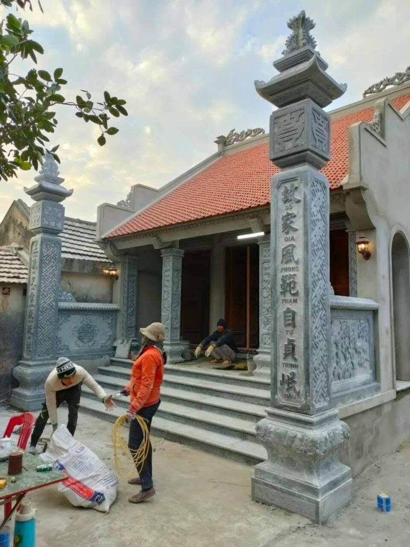 Nhà Thờ Đá