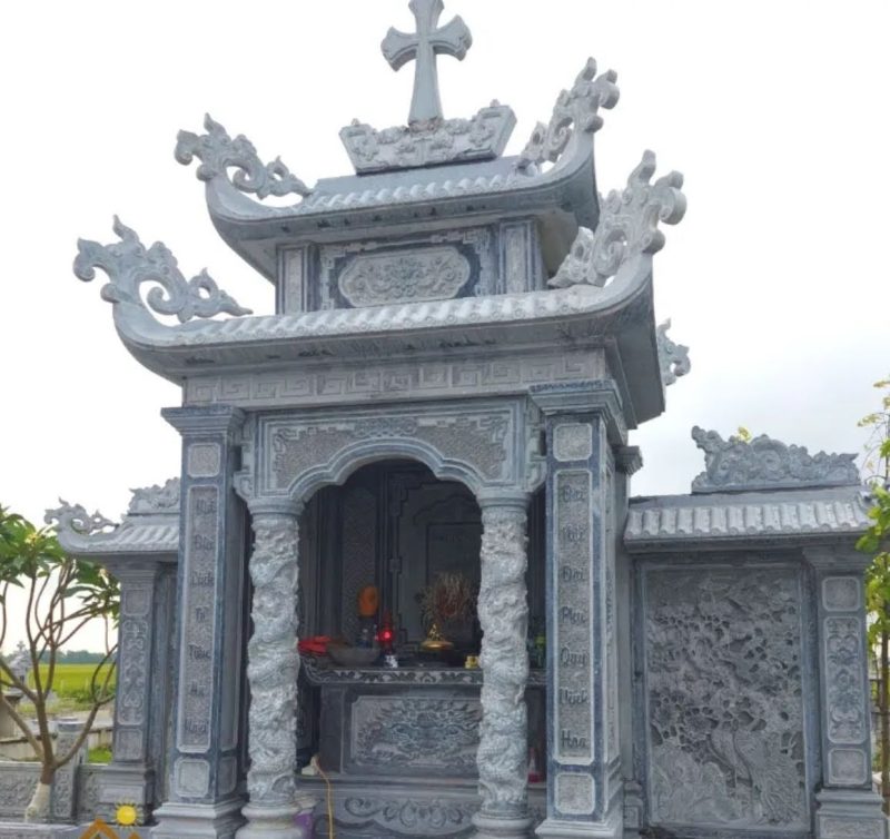 Mộ Công Giáo